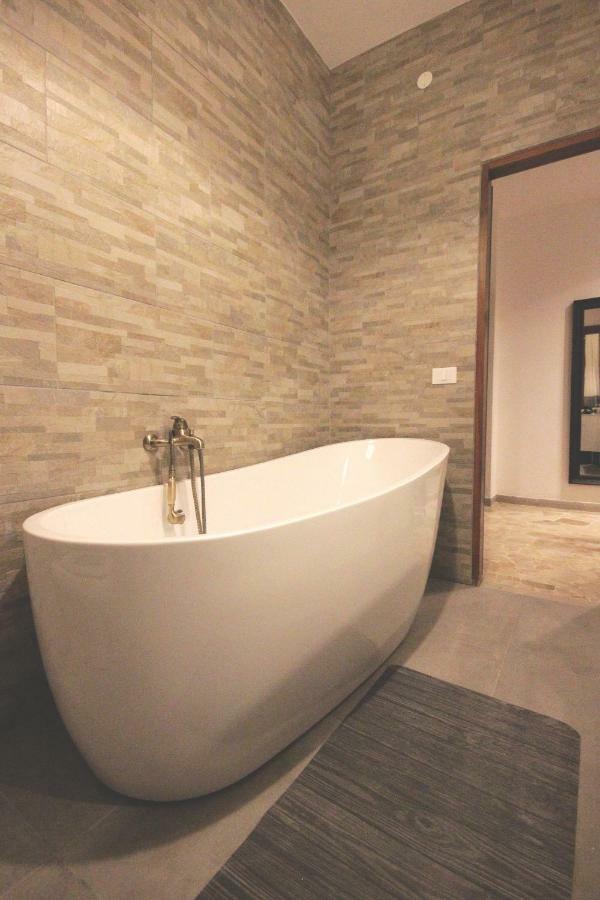 La Serenissima - 15 Min To Venice Center - Free Parking Apartment Campalto